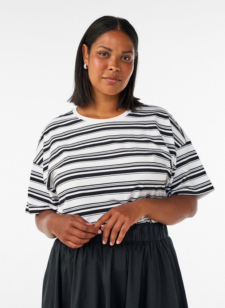 Vivi Boxy Tee