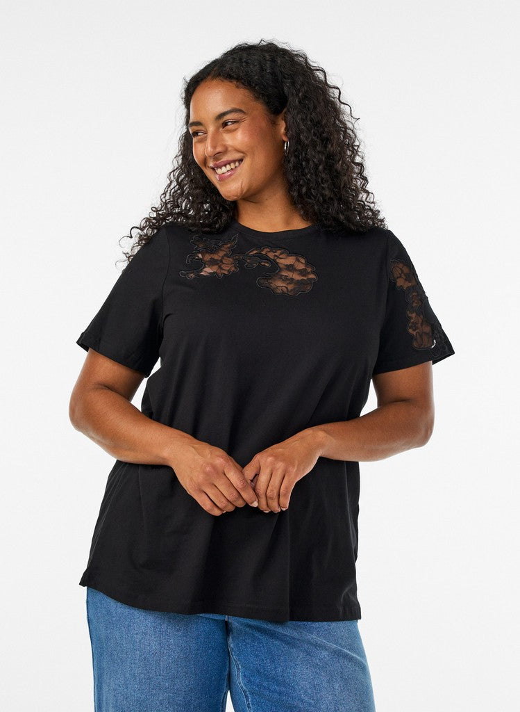 Liz Lace Stuttermabolur
