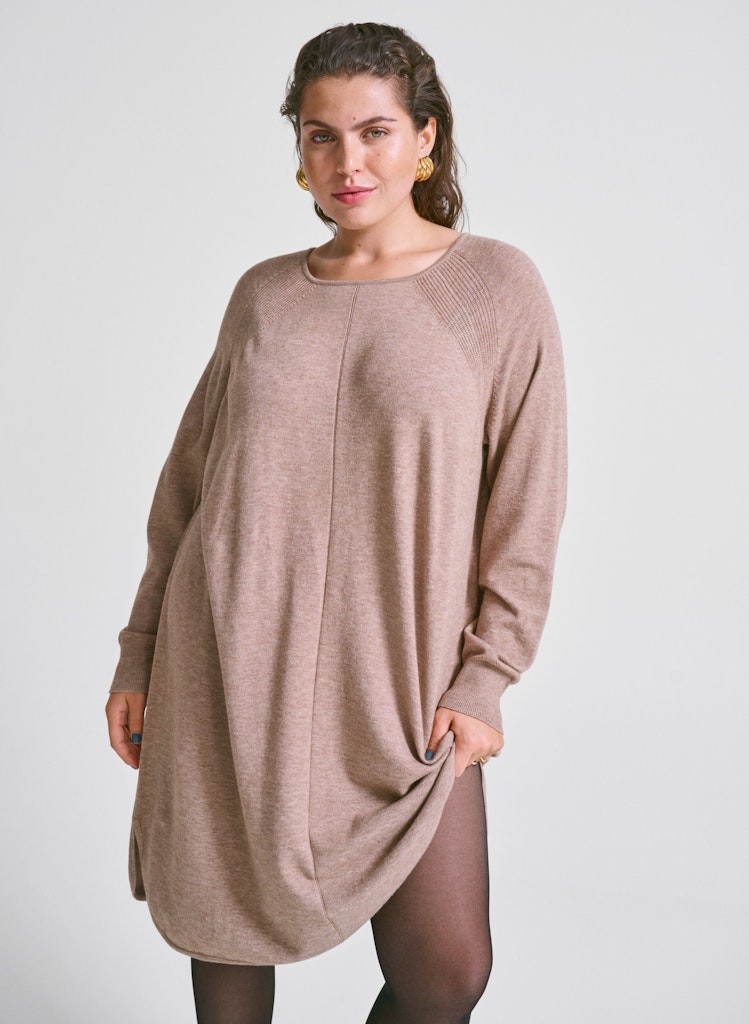 Ella Line Peysukjóll