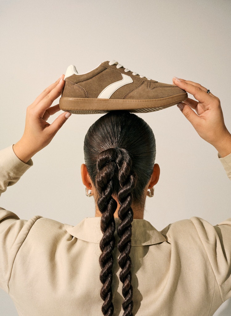 Zoey Strigaskór - Wide Fit