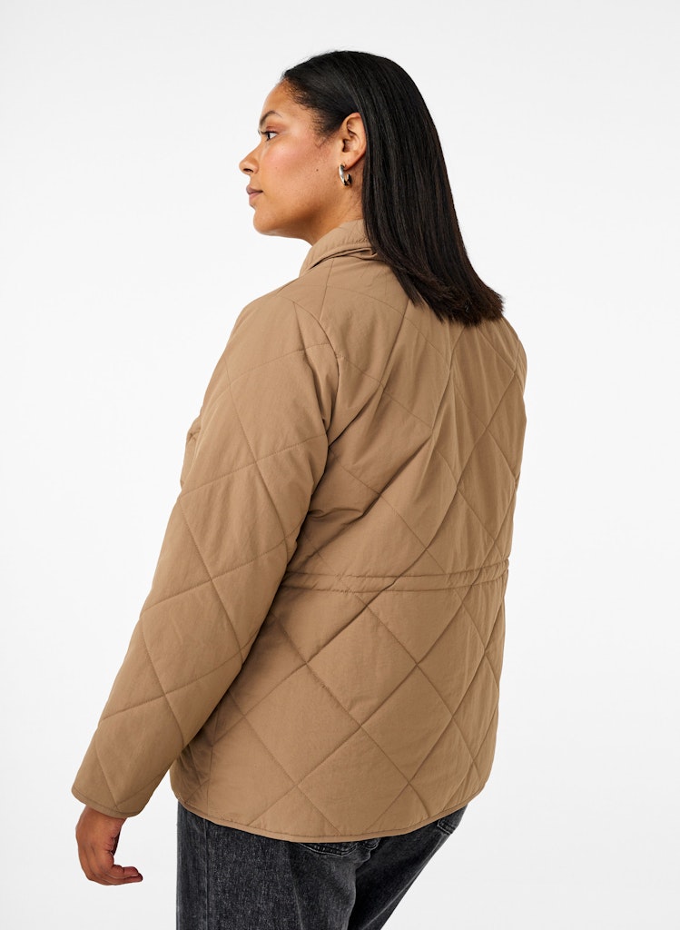 Zanni Vatteraður Jakki