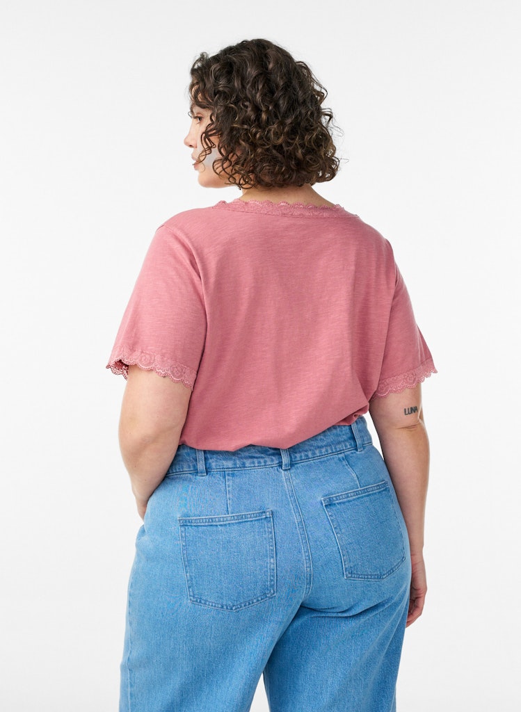 Kamia Lace Stuttermabolur
