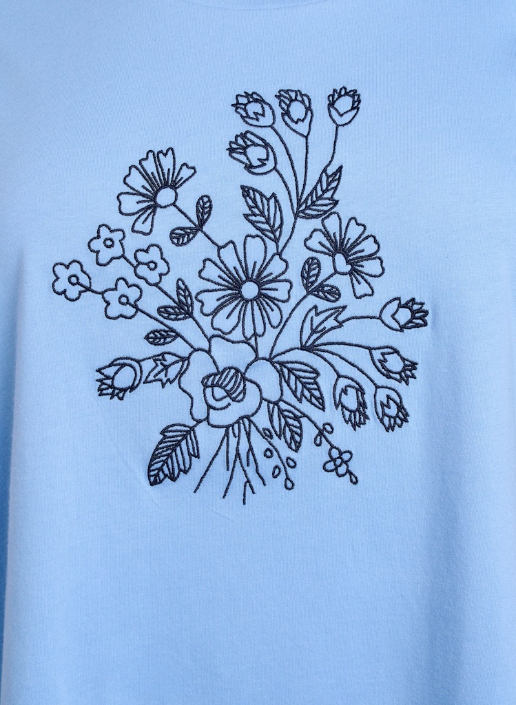 Della Blue Stuttermabolur