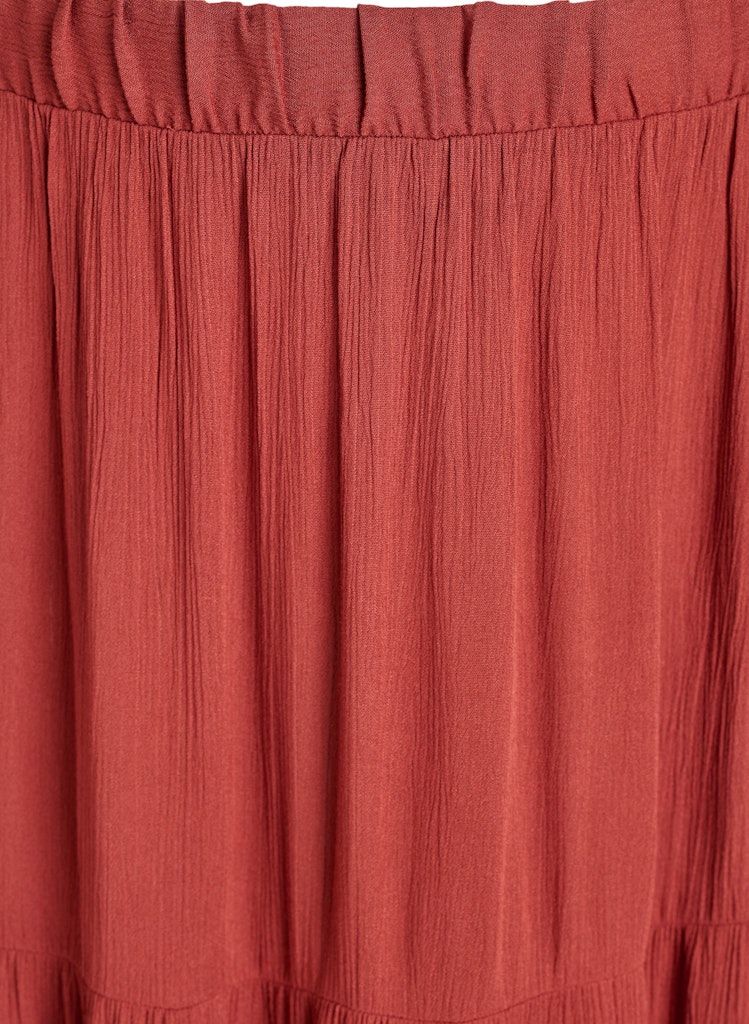 Tiered Rose Maxi Pils