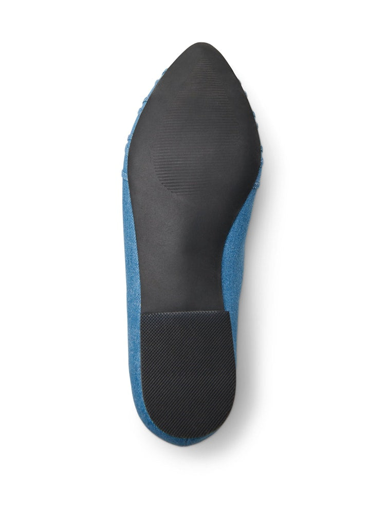 Lacy Ballerina - Wide Fit