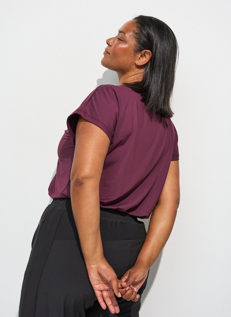 Active O-neck Bolur