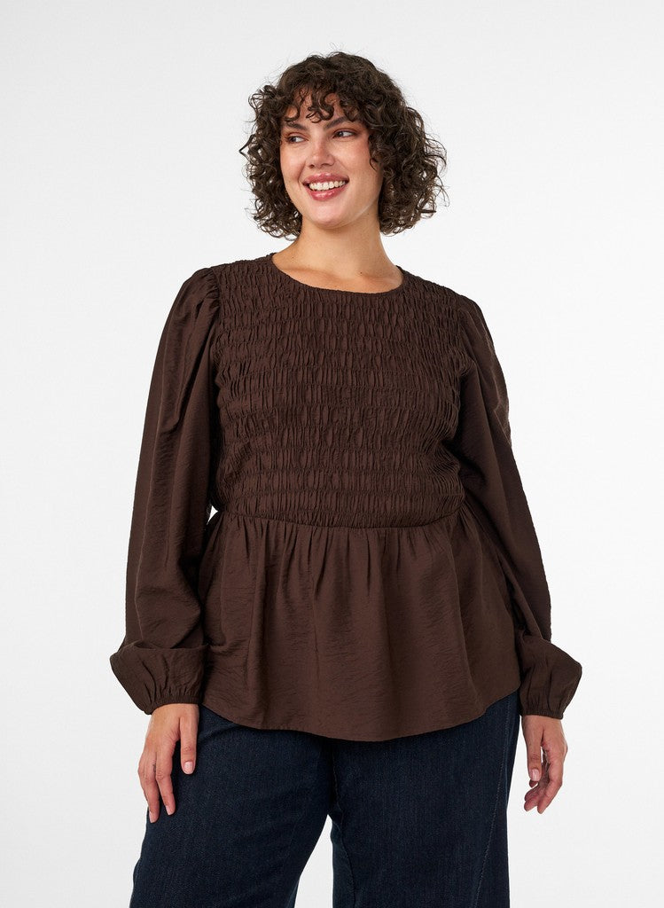 Nabila Blússa