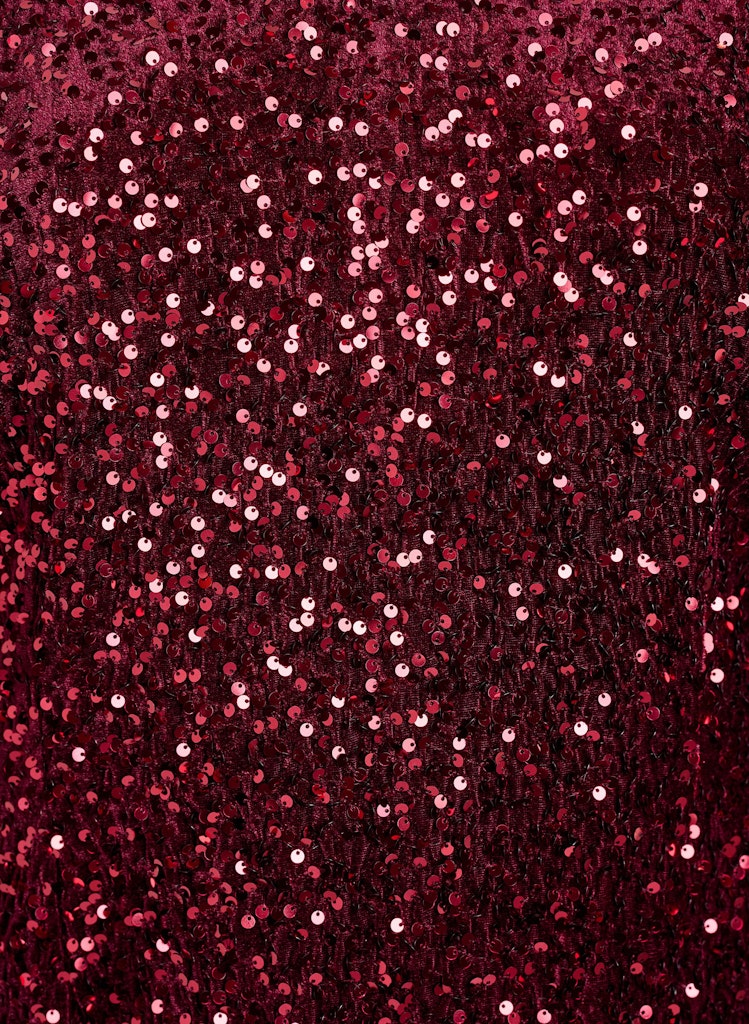 Josefine Pallíettu Kjóll