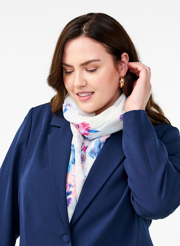 Sigrid Klútur 1000kr v/galla