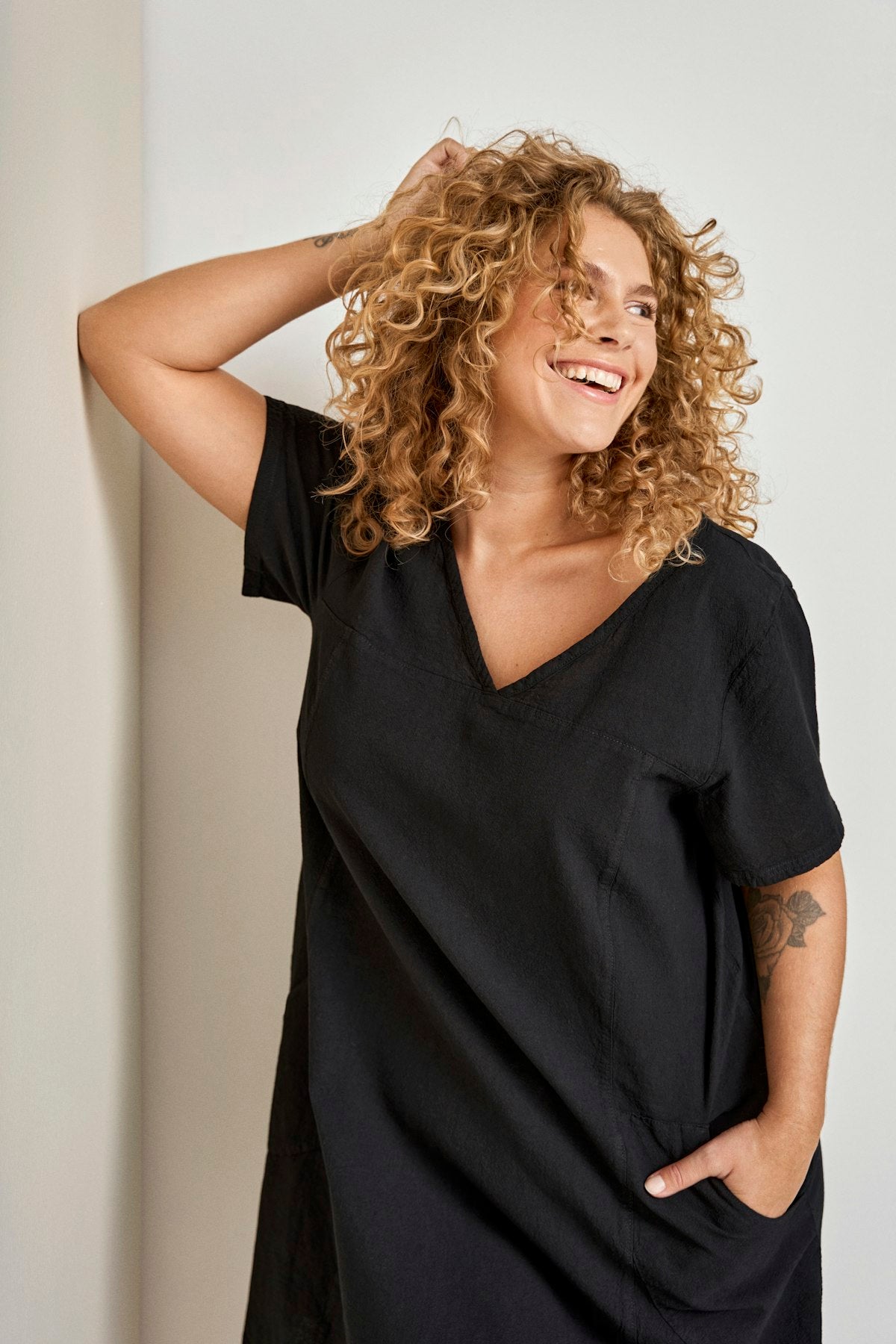 Svartur Easy-A Kjóll