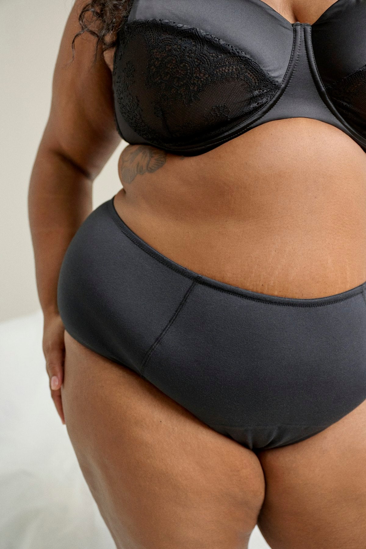 Saga Night Túrnærbuxur