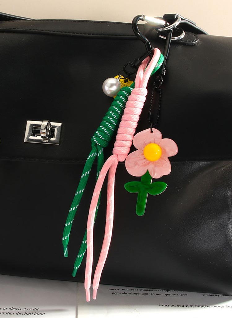 Flower Charm Töskuskraut