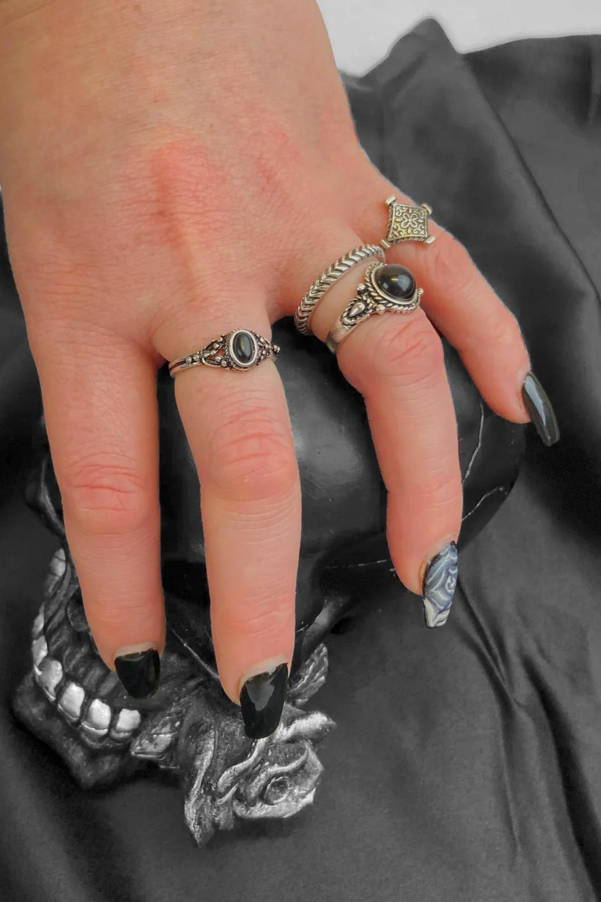 Dark Romance Ring Colletion