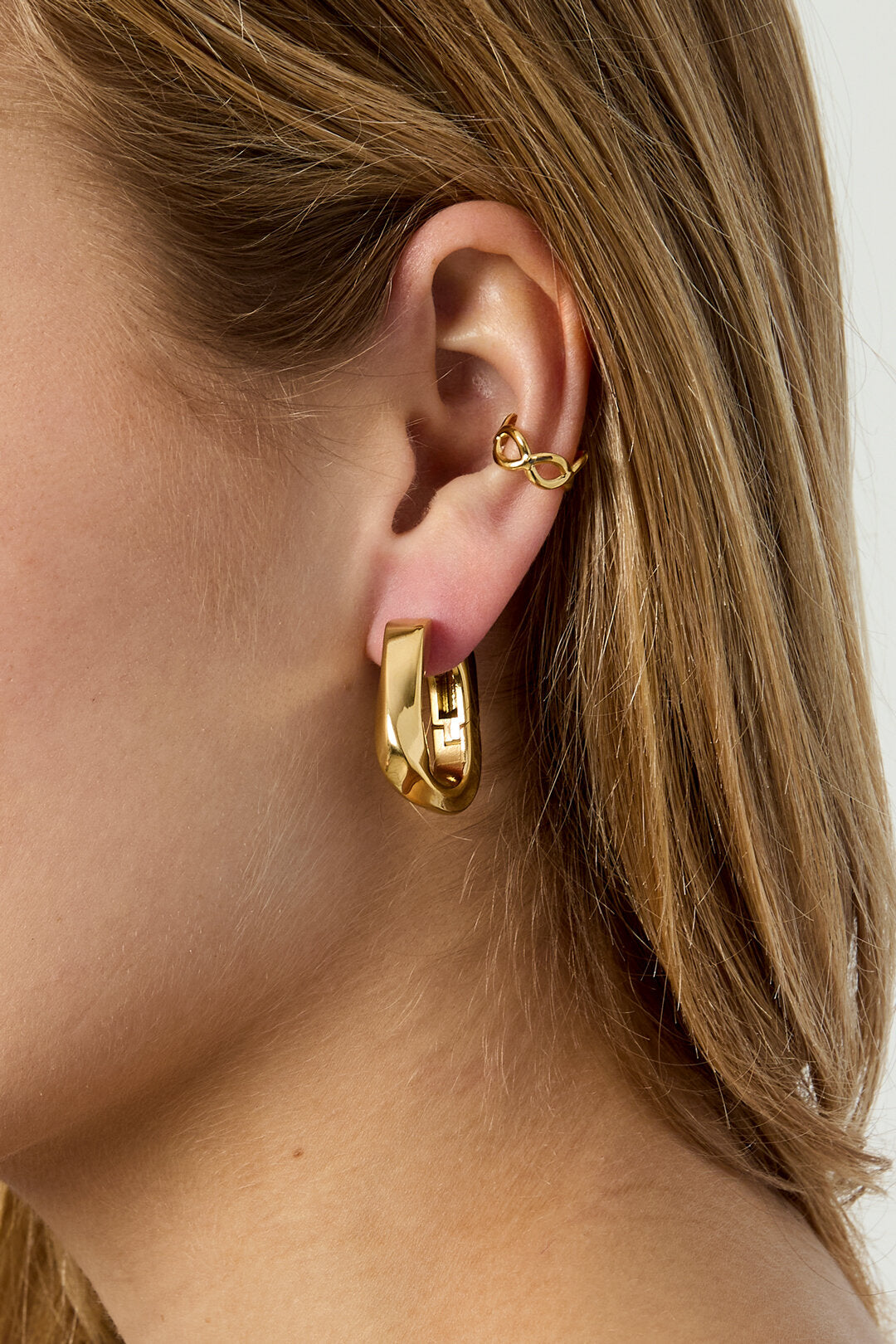 Circle Ear Cuff