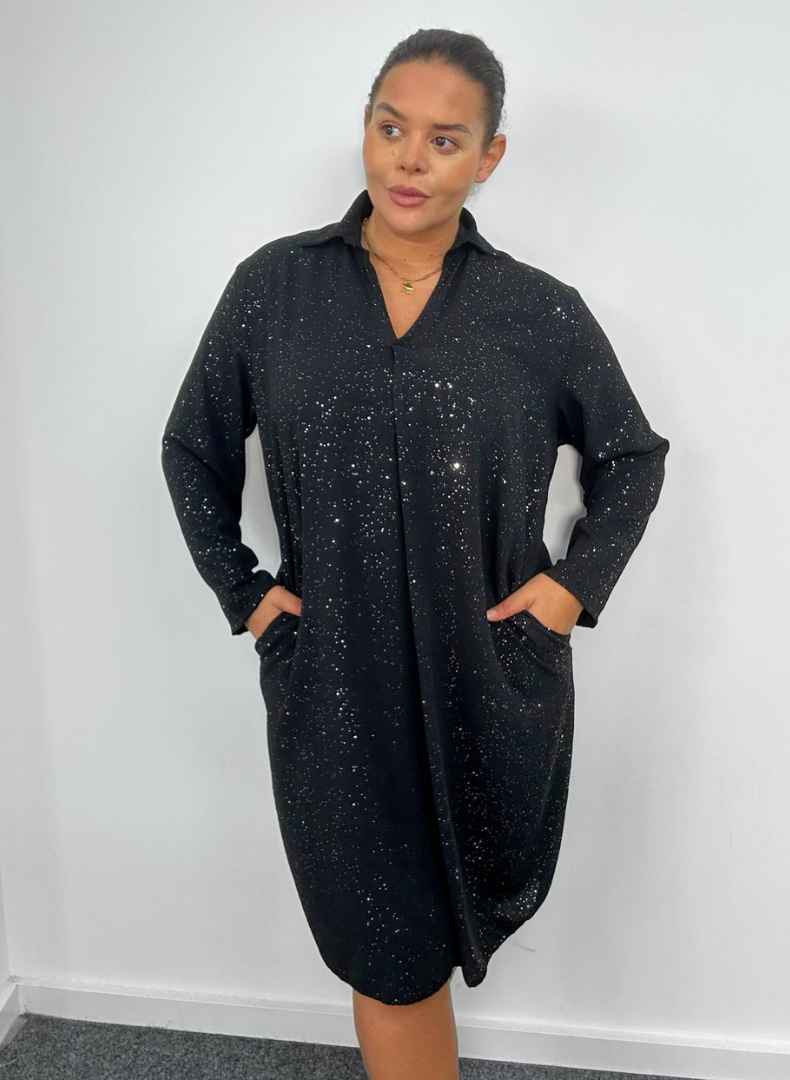 Confetti Kjóll m/vösum