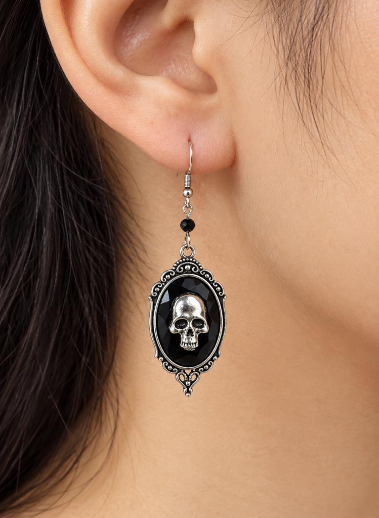Gotic Skull Eyrnalokkar