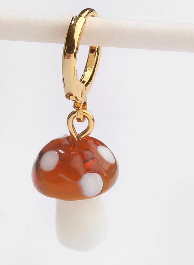 Lil Mushroom Eyrnalokkar