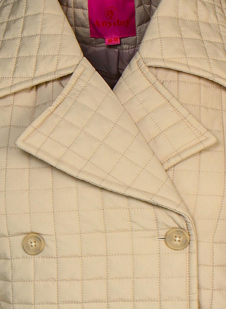 Mimi Vatteruð Kápa