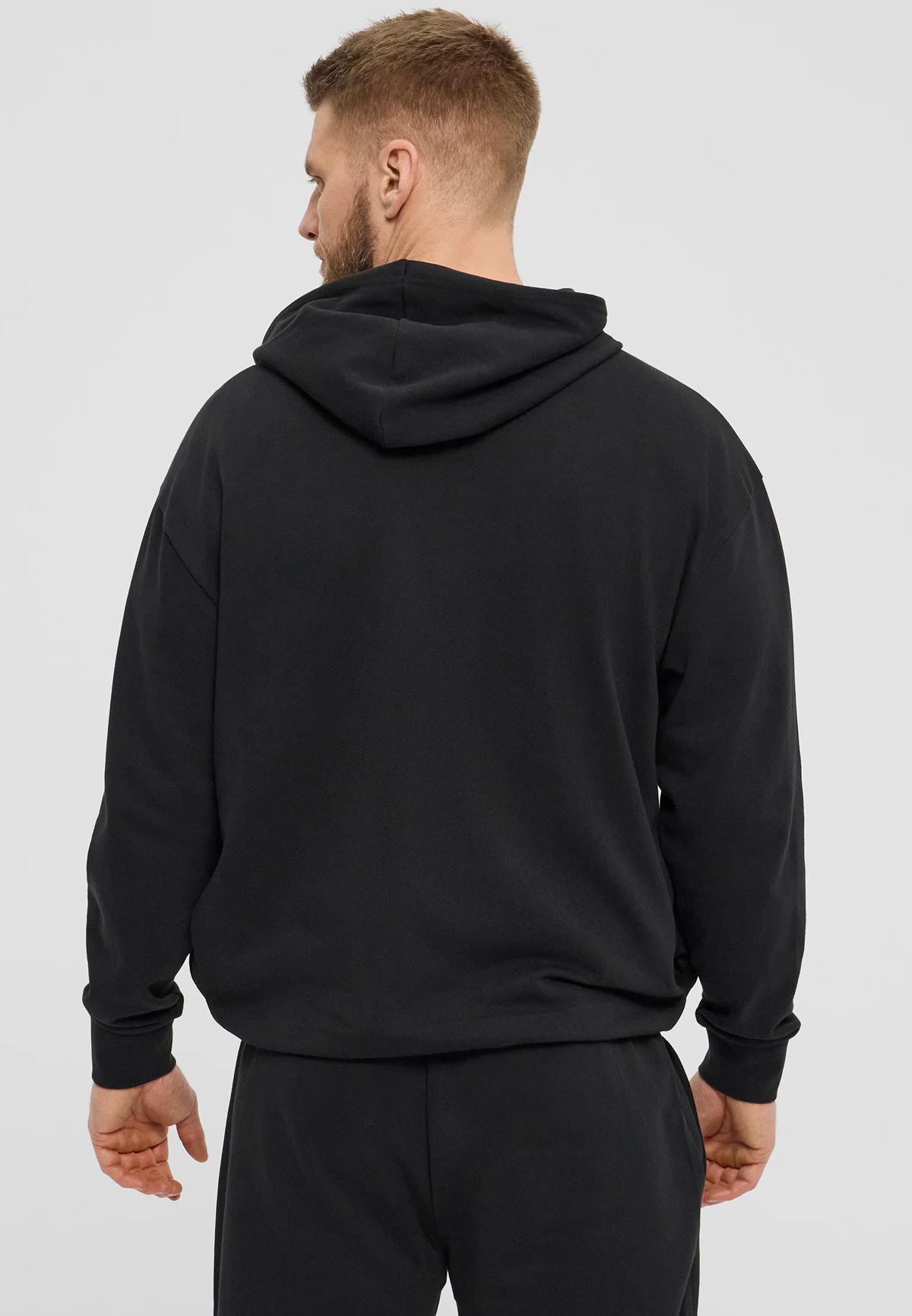 Latitude Zip Hettupeysa