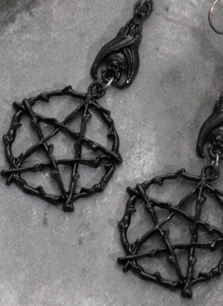 Pentagram Eyrnalokkar