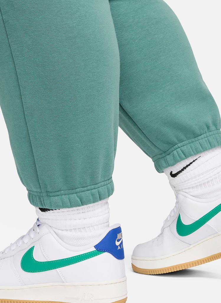 Phoenix Fleece Jogger Pants - color