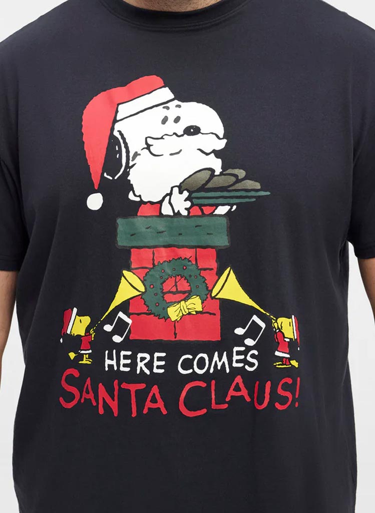 Snoopy Christmas T-shirt