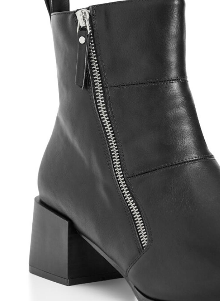 Yasmin Ökkla Stígvél - Wide Fit