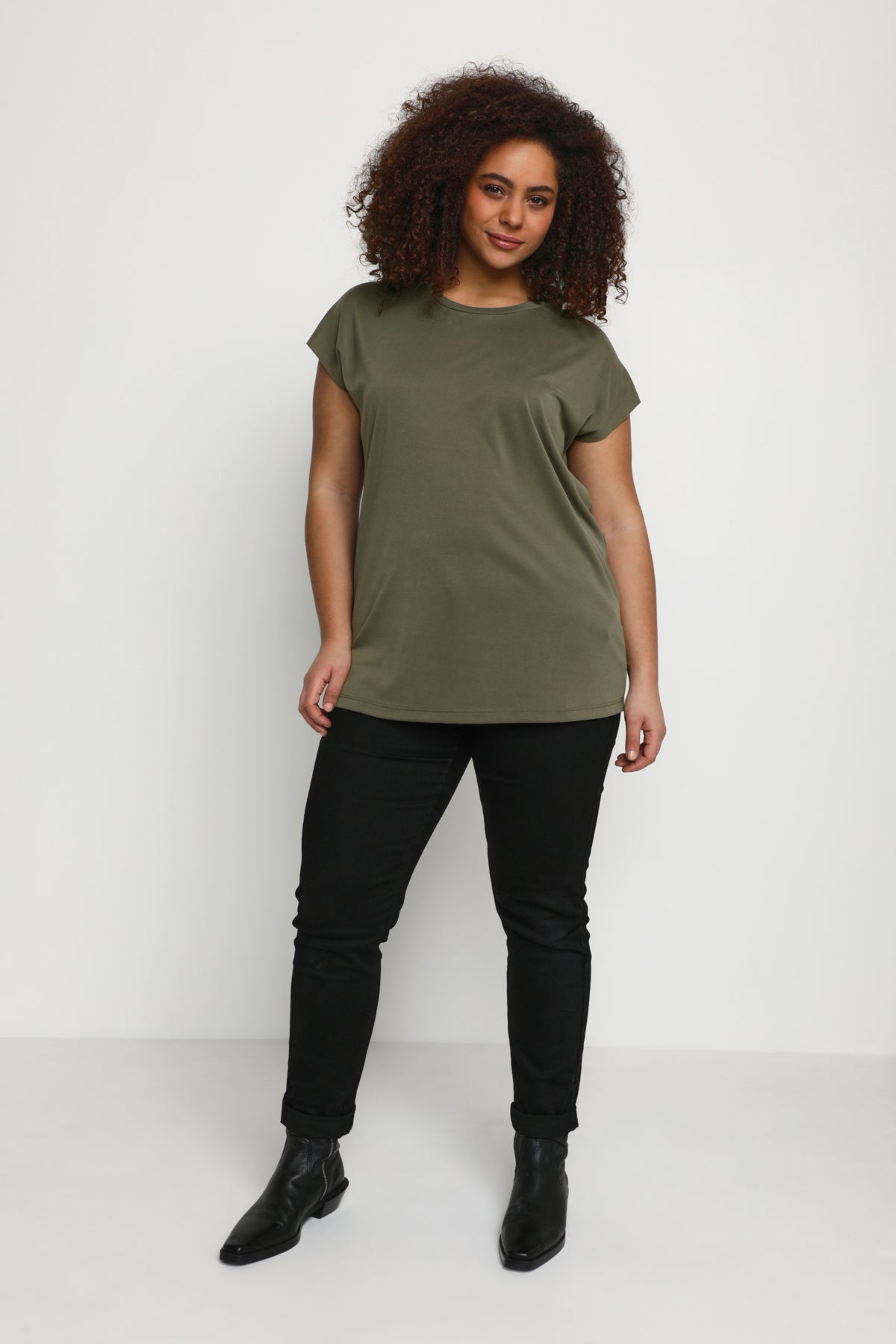 Roundneck T-Shirt