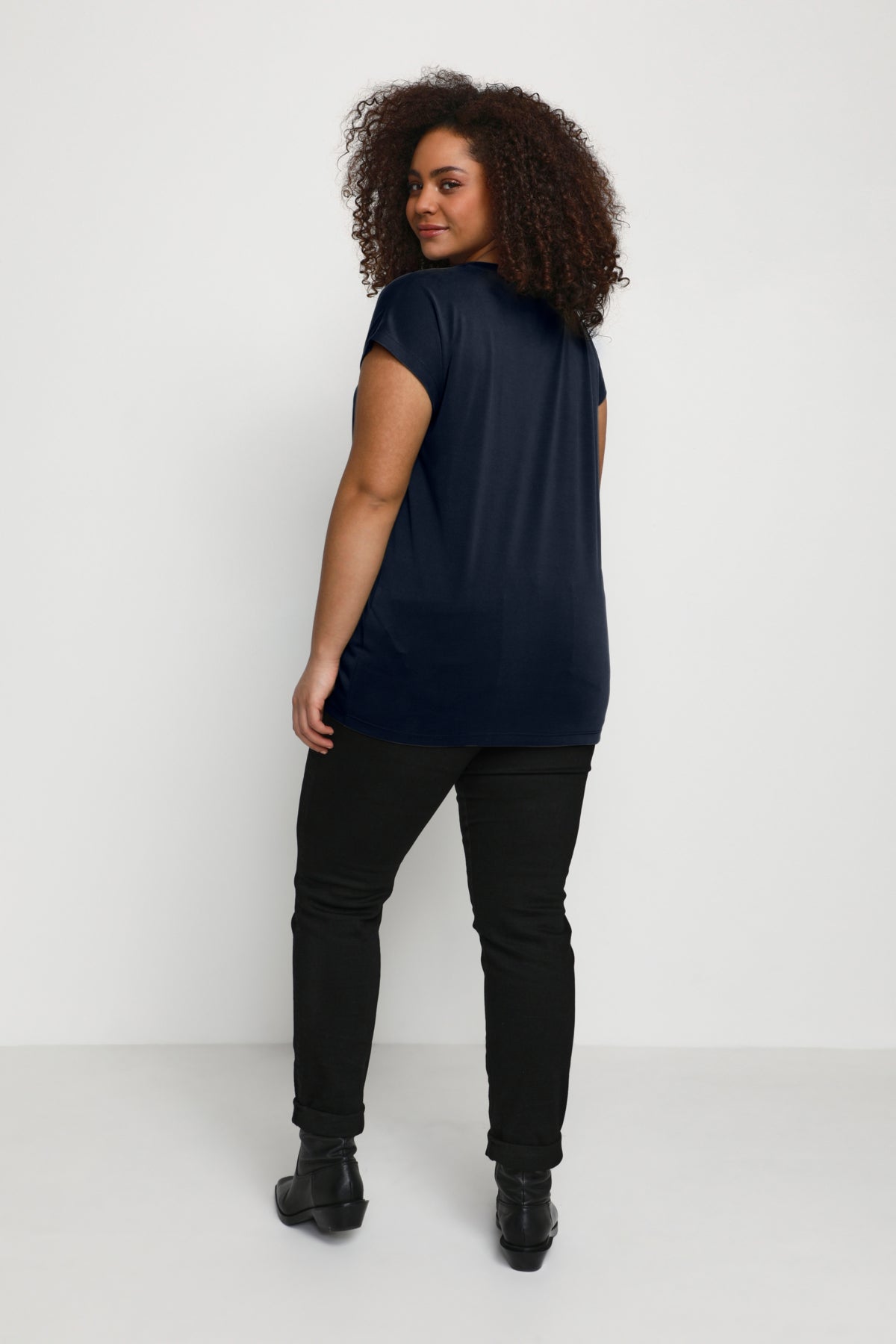 Roundneck T-Shirt