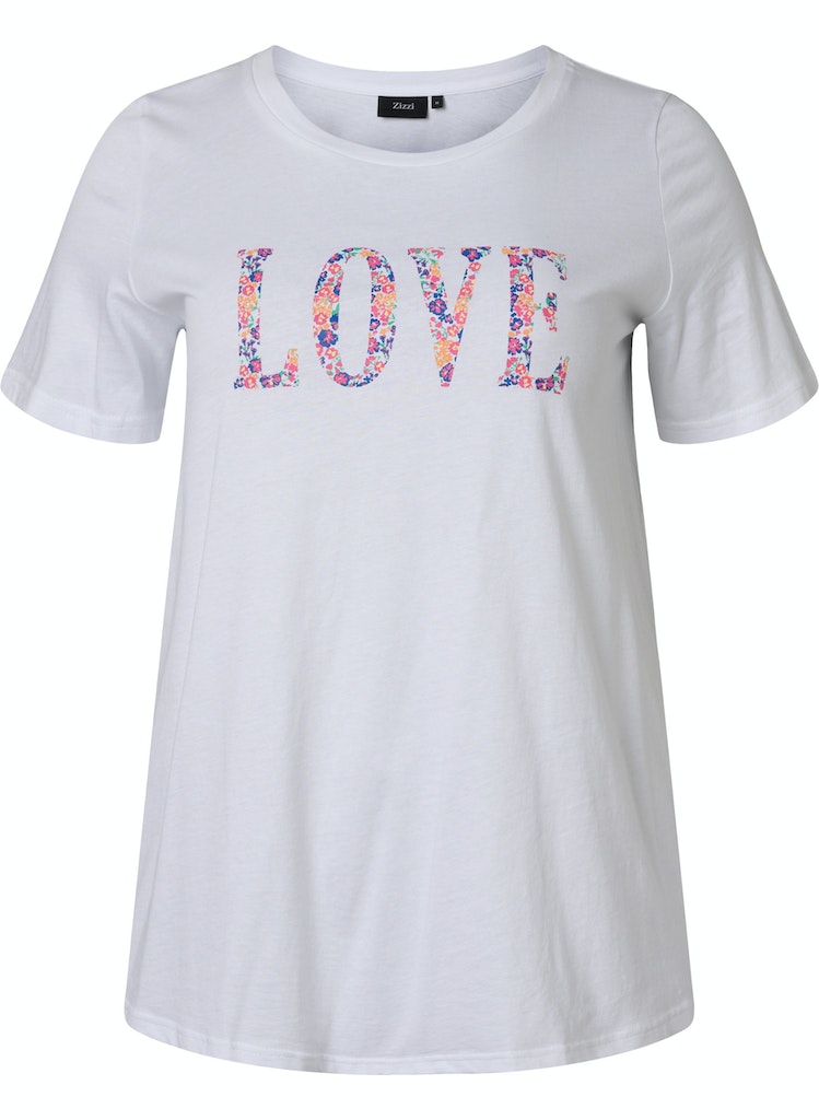 Danna Love T-shirt