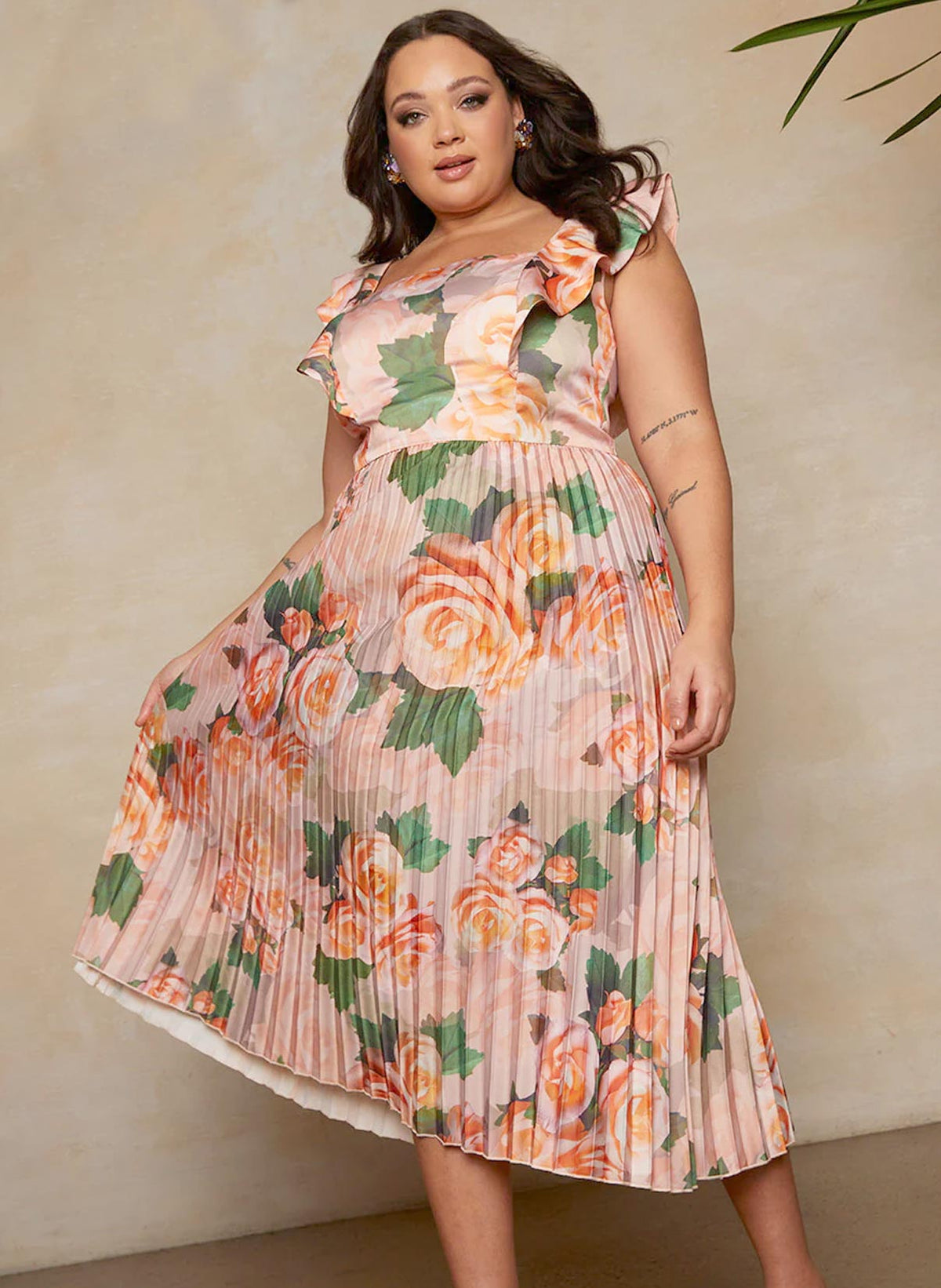 Floral Pleated Midi Kjóll