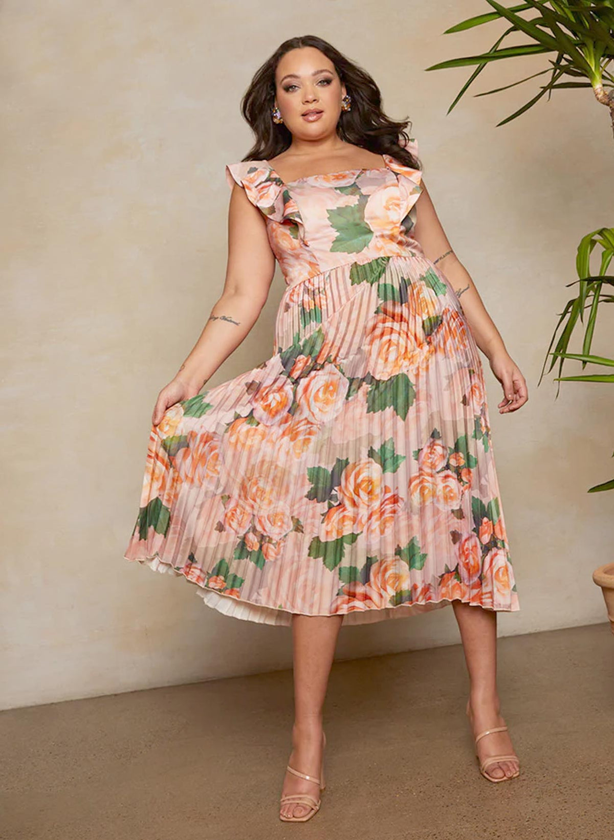 Floral Pleated Midi Kjóll