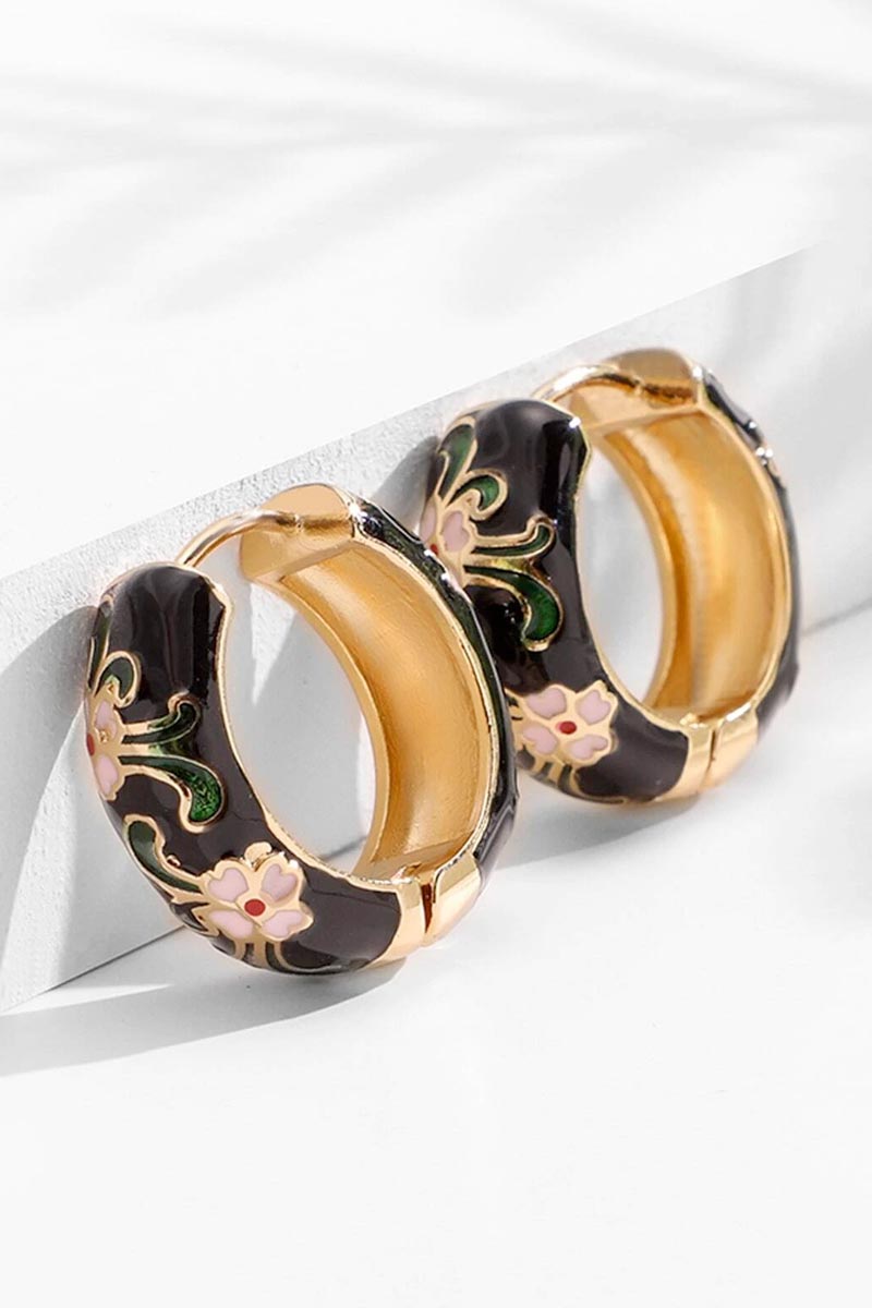 Oriental Eyrnalokkar